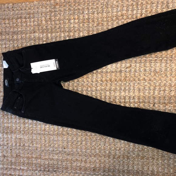 ZARA MID RISE FLARED CROPPED JEANS - Picture 6 of 8